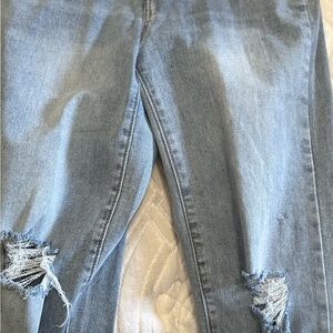 Rue21 Blue Ankle Cropped Distressed Jeans - Small